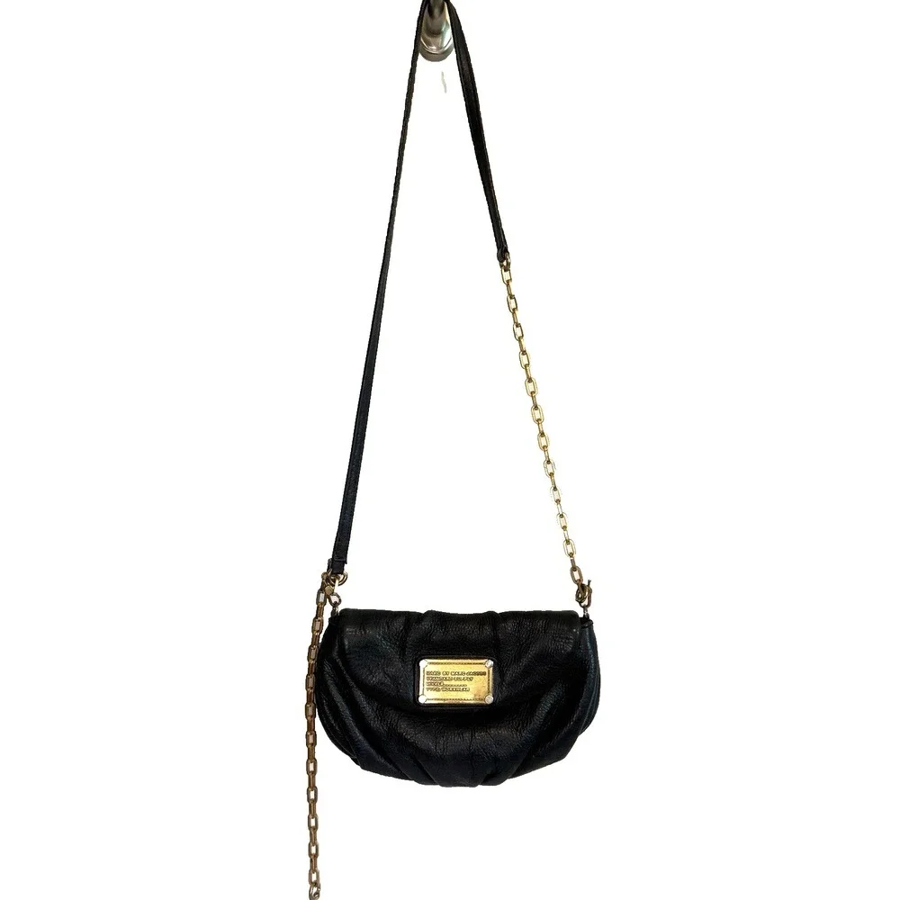 Marc by Marc Jacobs Black Pebbled Leather Handbag Purse Gold Chain Chic